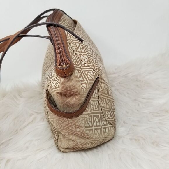 Relic Shoulder Bag.   - Picture 3 of 13